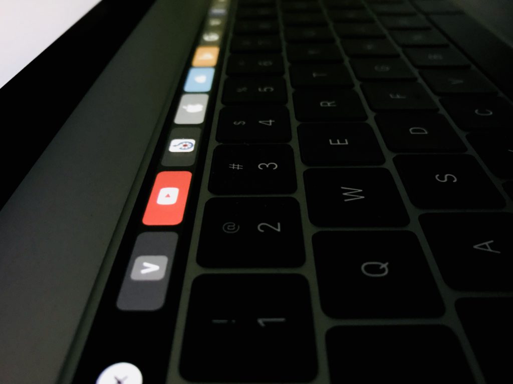 Microsoft-Teams-aprovechara-la-barra-tactil-de-MacBook-Pro